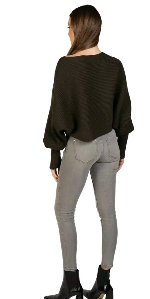 NOVO Suéter Dolman Love Token 'Franklin' M Verde Oliva $159 - Imagem 2 de 4