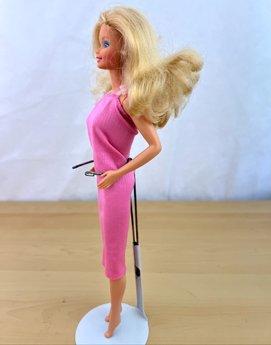 Muñeca Barbie Mattel Twist n Turn 1976 cabello rubio ojos azules con pendientes - Imagen 3 de 14