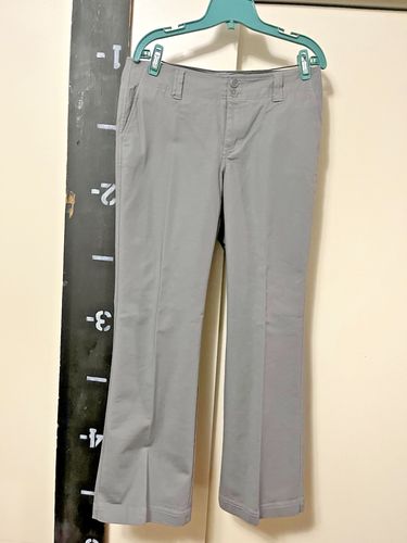 Eddie Bauer Khakis Damen schwarz Passform grau Chino vorne flach Größe 10
