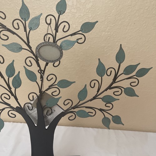 Hallmark Family Tree Ornament Display Stand, 2003 With Small Frame hanging - Picture 3 of 8