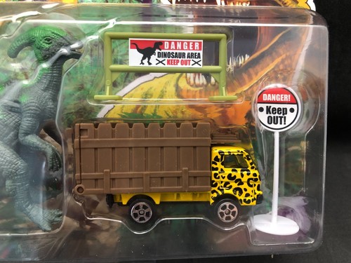 Maisto Dino Adventures Mini Playset with Dinosaur & Vehicle 15462 - Picture 2 of 5