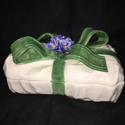 VTG Ceramic Jewelry Trinket Dish With Violets Green Bow DCR Italy (Read Descrp) - Picture 5 of 15