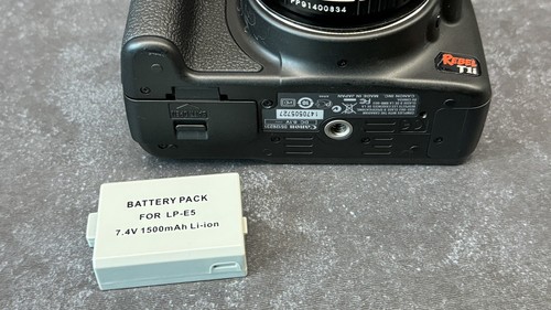 Canon EOS T1i Rebel SLR Camera - Black - Picture 9 of 13