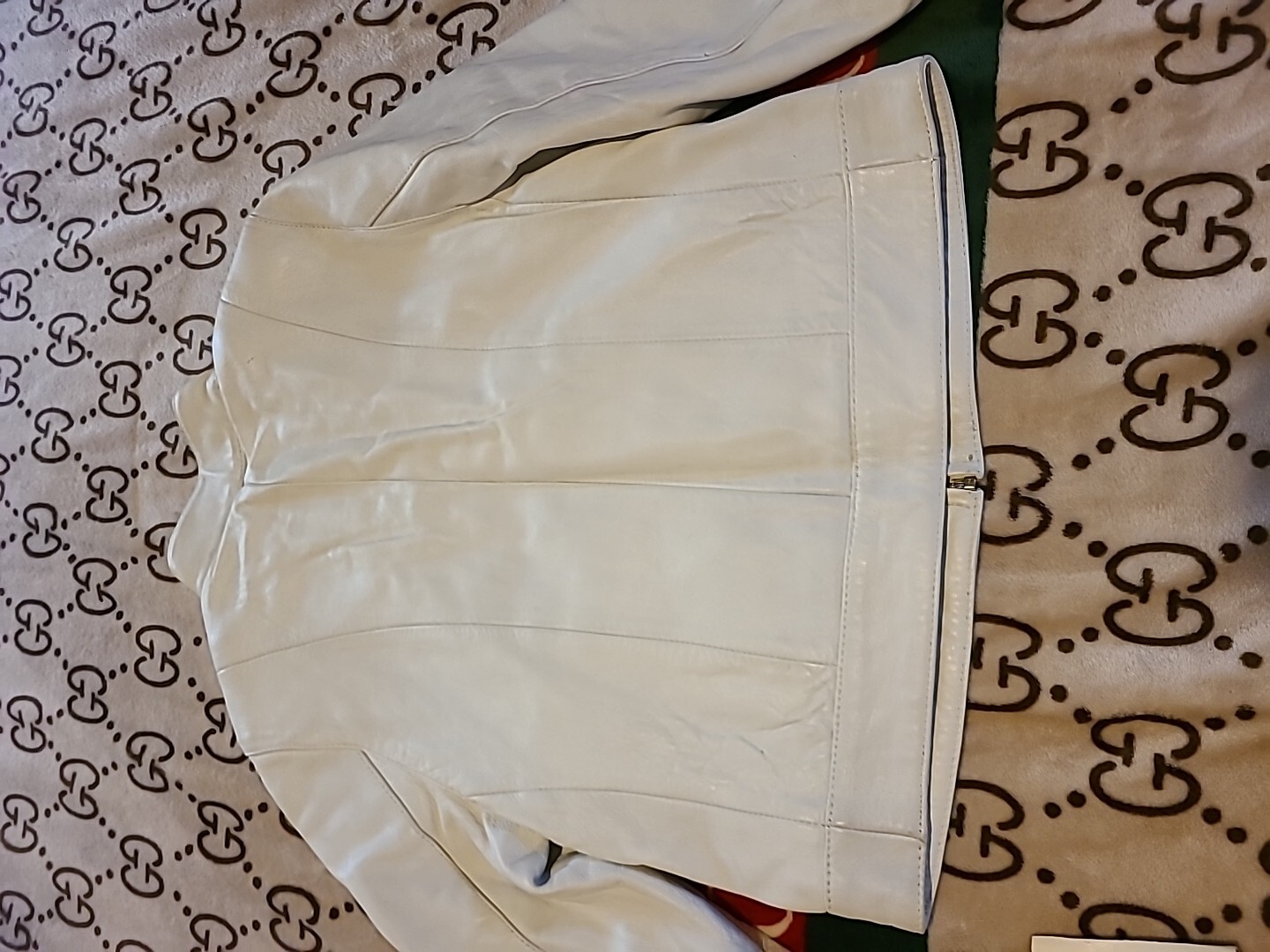 Foto 21 di 24