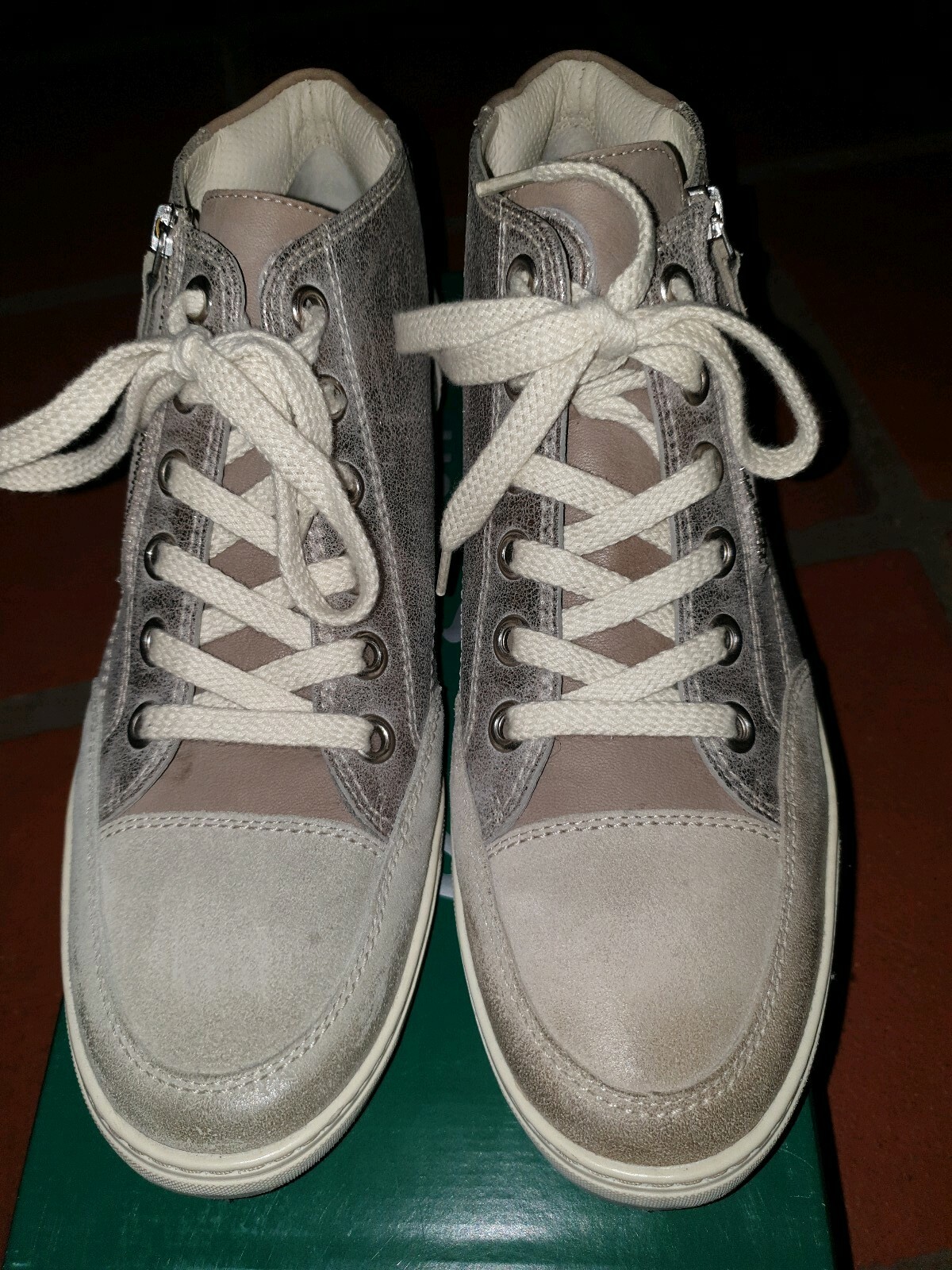 Paul Grün Turnschuhe Gr.42 wie neu Paul Grün Turnschuhe Gr.42 wie neu