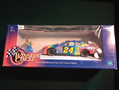 Jeff Gordon #24 DuPont 1999 Monte Carlo 1:24 scale and Figurine Winner's Circle