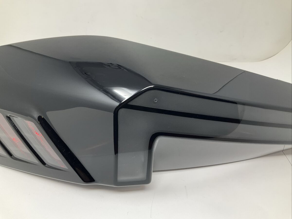 BMW XM LH LEFT DRIVER SIDE 2023 2024 LED TAILLIGHT OEM BMW XM LH LEFT DRIVER SIDE 2023 2024 LED TAILLIGHT OEM
