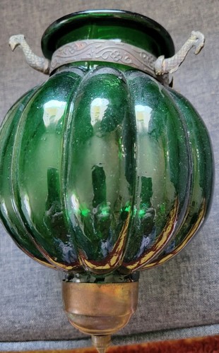 VINTAGE 1950S EMERALD BULBOUS GLASS HANGING PENDANT