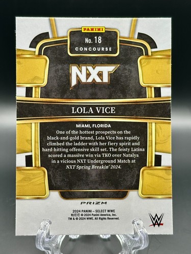 2024 Lola Vice Panini Select WWE Orange Ice Parallel - Picture 2 of 2