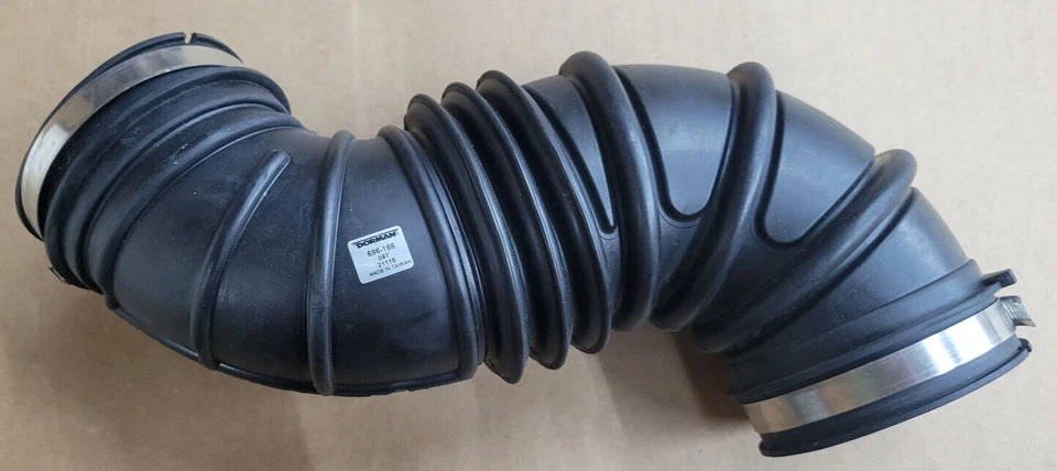 Воздухозаборный шланг двигателя Dorman 696-166 для 03–05 Toyota Corolla Matrix ^ - Изображение 2 из 2