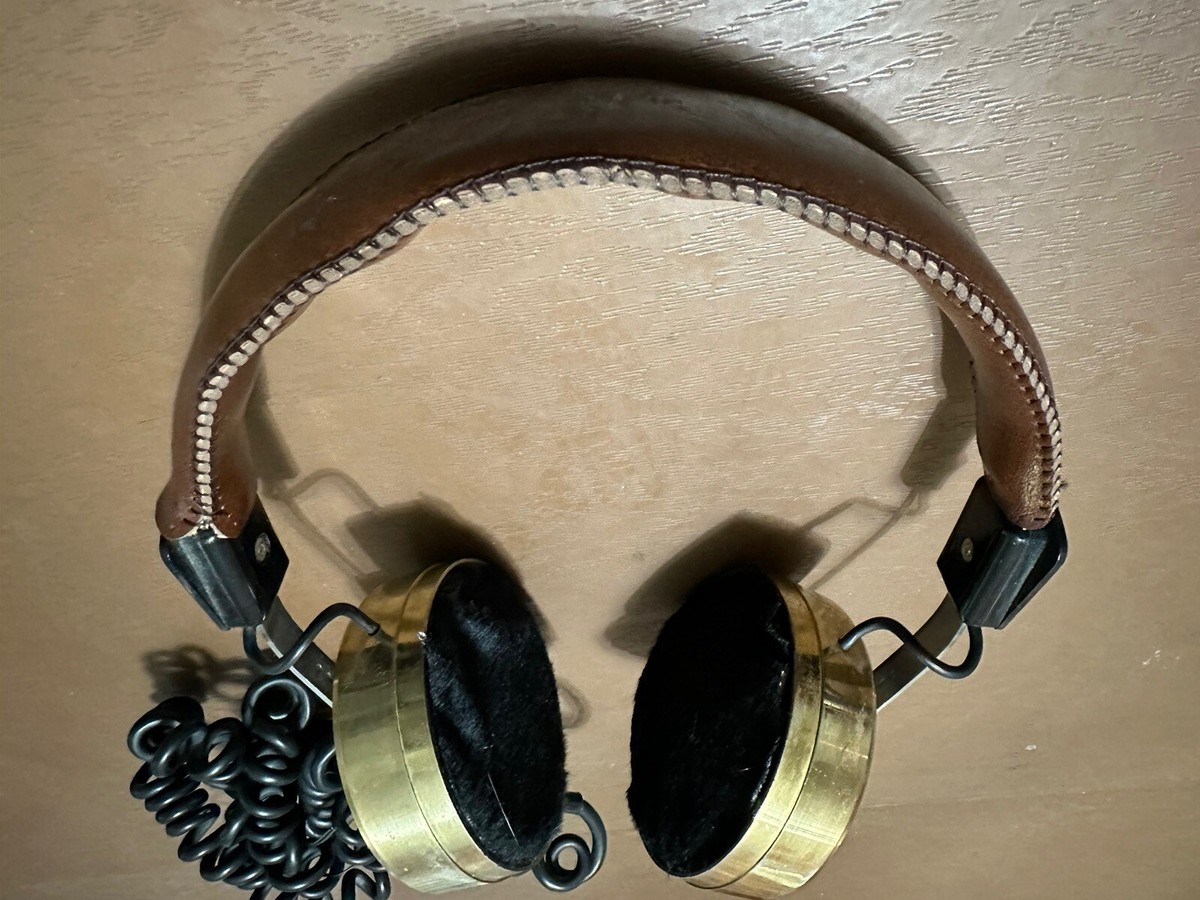 【値下げしました】TEAC HP-80　有線ヘッドフォン　ビンテージ TEAC Hp-100 Dynamic Stereo Headphone vintage (tested see descr