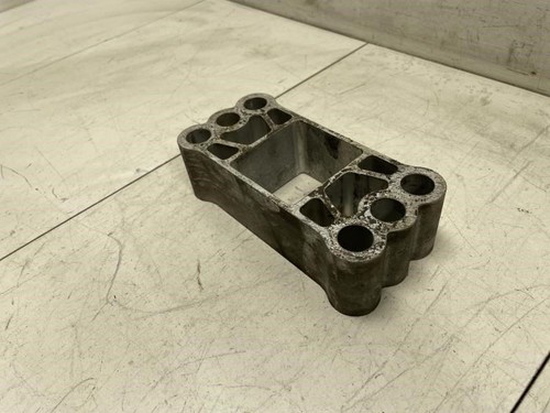 2012 FIAT 500 ABARTH FRONT RIGHT PASSENGER BUMPER MOUNTING OEM - Picture 5 of 11
