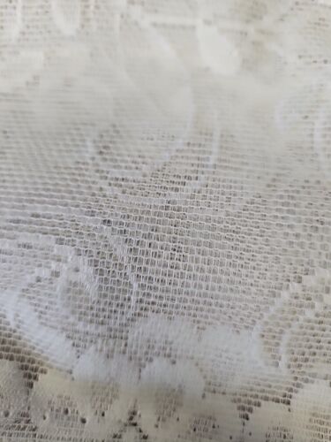 Panel Of Lace 96" W X 104" L White W/SCALLOPED EDGE - Picture 2 of 9