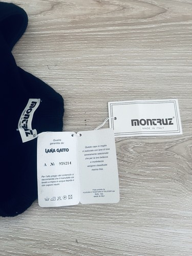 Montruz Woman Fine Merino Wool Elegant sweater, black, made in Italy, size large - Picture 6 of 10