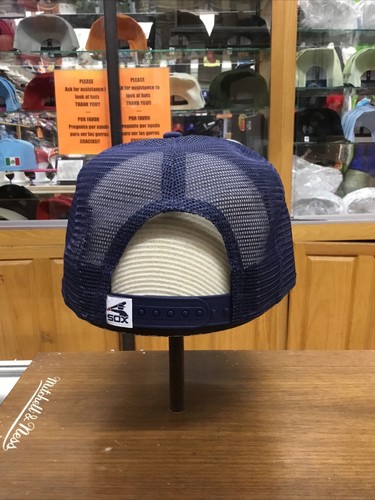 New Era 9Fifty Chicago White Sox Blue Snap Back Trucker Hat One Size  - Picture 3 of 6