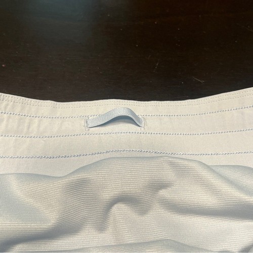 Lululemon Hotty Hot High-Rise Shorts in Blue Linen - Size 14 - Picture 10 of 11