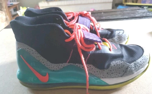 Size 13 - Nike Air Force Max Shoes Sneakers Multi-Color Used