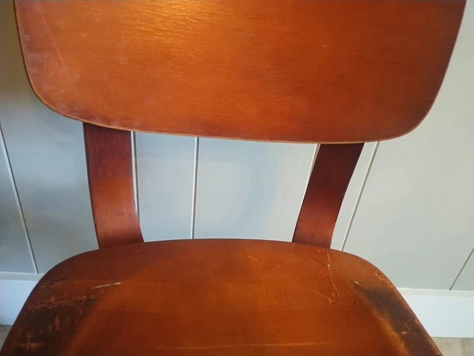 Silla Thonet auténtica de madera curvada Foto 2 de 4