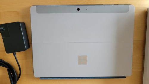 Microsoft Surface Go 128GB, WLAN, 25,4cm (10 Zoll) - Silber inkl. SignatureType - Bild 3 von 8