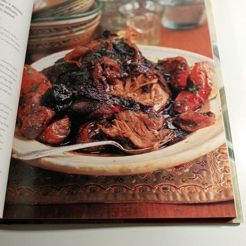 Tagines y cuscús: recetas marroquíes de una olla de Ghillie Başan libro de tapa dura - Imagen 14 de 15