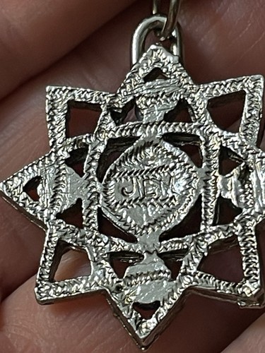 Vintage Celtic Star Glass Gems Silver Tone Pendant Necklace By JEM 26” Chain - Picture 6 of 6