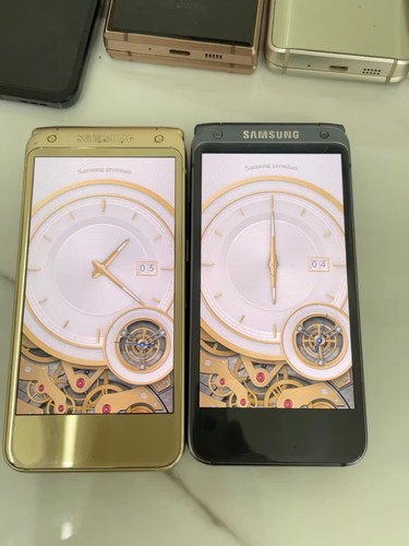 Samsung W2017 Android 64GB 4GB RAM 4G clamshell Phone C/N version - 第 1/16 張圖片