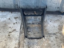 Mercedes-Benz GLA W156 2016 Sonstiges Einzelteil Mittelkonsole A1766809700 Mercedes-Benz GLA W156 2016 Sonstiges Einzelteil Mittelkonsole A1766809700