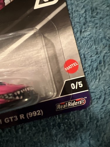 Chase! Hot Wheels 2024 Race Day "ROXY" Porsche 911 GT3 R (992) Pink w/Protector - Picture 13 of 14