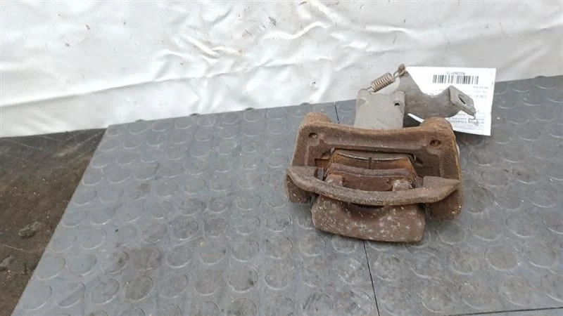 Pinza trasera derecha pasajero modelo compatible con 14-19 SOUL 2393173 Foto 2 de 4