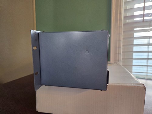 Alesis Multimix 12R 12-Channel Rack Mixer Multi-Mix 12-R Audio - No Reserve. - Picture 6 of 8