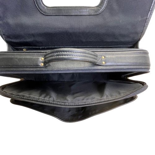Vintage Coach Black Leather With Dual Buckle Closures & Top Handle Messenger Bag - Picture 10 of 14