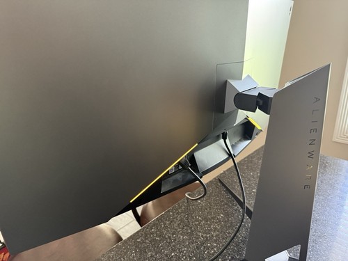 Dell Alienware AW3418DW 34" 21:9 Curved IPS LCD Gaming Monitor - Picture 2 of 4