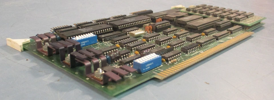 Modicon JC Systems 1007-100-01B Link Circuit Board REV B 3 Integrated Circuits - Image 4 of 4