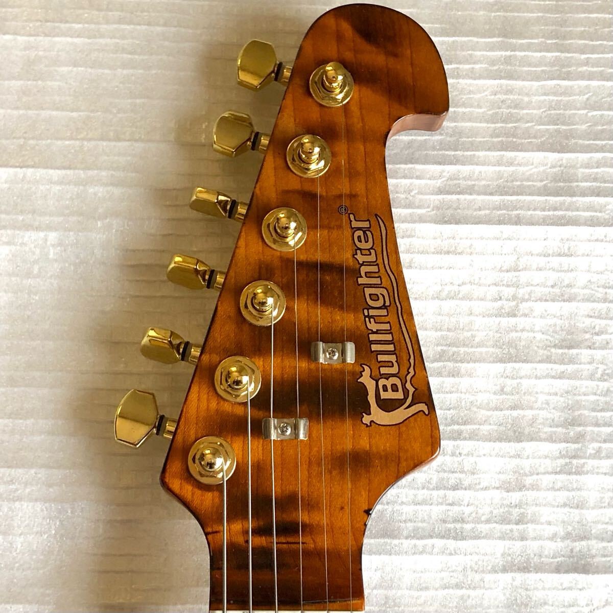 ギター Bullfighter D-190 Bullfighter D-190 Guitar - 22 Frets, Alder Body, Vintage Color