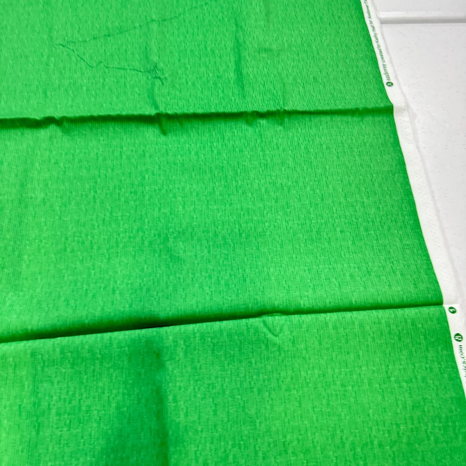 andover quilting fabric cotton green kathy hall 2018 43x72 2 yards - Image 3 of 4