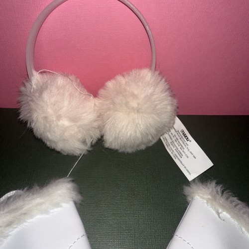 American Girl Molly Ice Skating Accessories Skates & Muffs - Picture 6 of 6