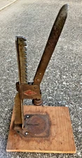 Vtg Rare EVEREDY Bottle Capper Cap Press Beer Wine Bottle adjustable Size Bottle