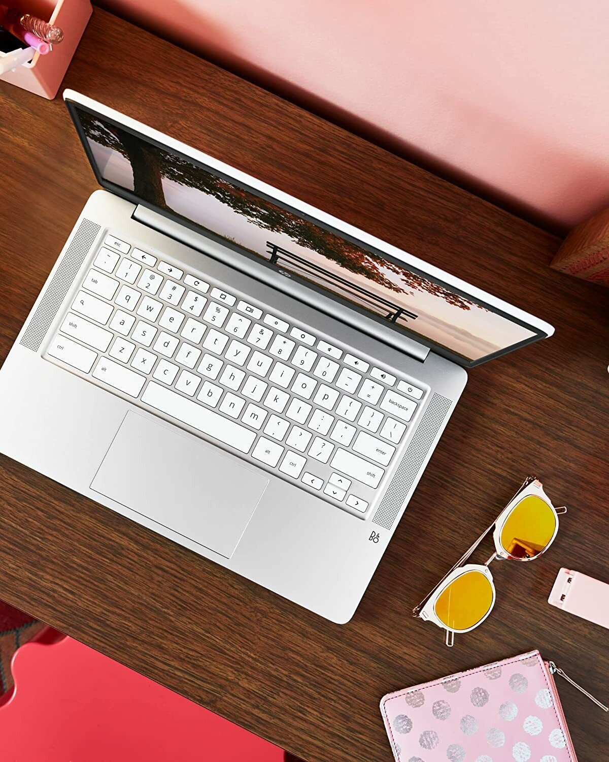 HP Chromebook 14 Laptop N4020 4 GB 32 GB Chrome OS 4K Graphics (14a-na0023nr) - Picture 6 of 9