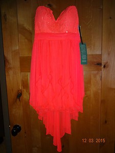 New/NWT Juniors Dress Neon Coral My Michelle sz 5 Prom