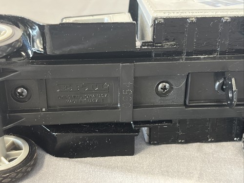 VTG 1993 ERTL Carolina Panthers Die Cast Coin Bank Truck Team NFL Made In USA - Picture 4 of 4