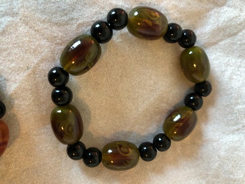 Set 5 bracciali con elementi in vetro e pietre dure multicolori - Foto 5 di 6