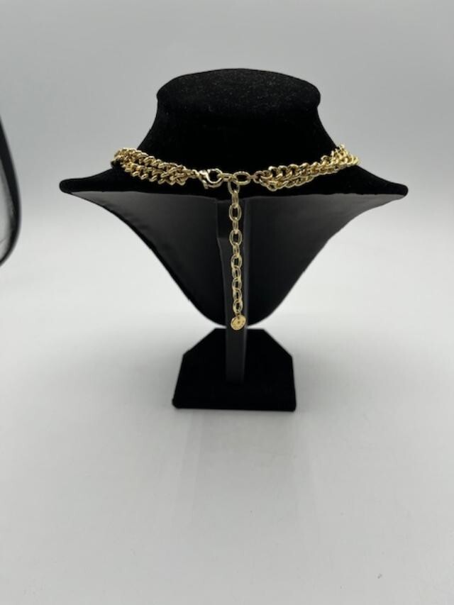 Picture 3 of 4