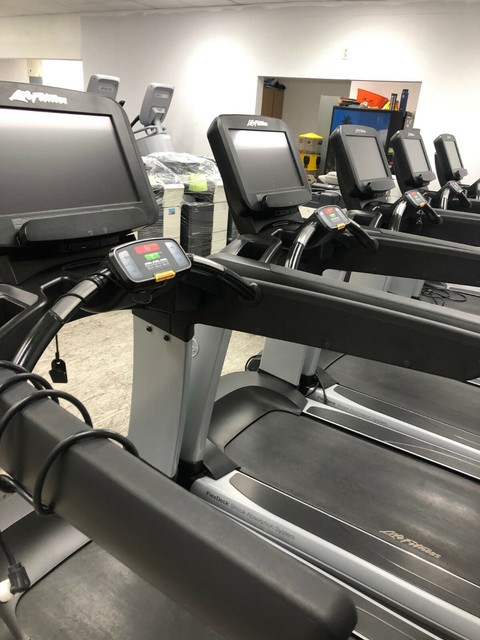 Life Fitness Tr 9100 Treadmill For Sale Online Ebay
