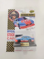 Road Champs #43 Richard Petty NASCAR 1992 Diecast 1:64 Scale 