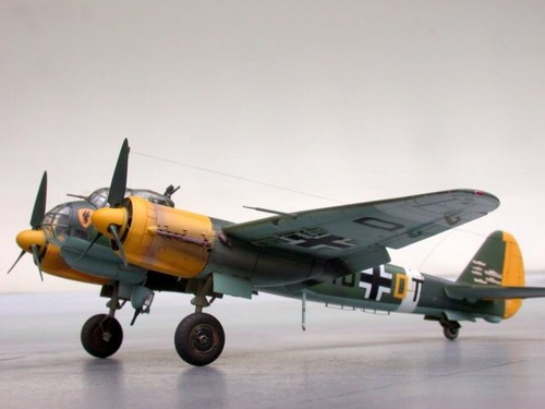 Kit modellino plastica 1/72 Junkers JU-88 A4 bombardiere navale tedesco seconda guerra mondiale Zvezda 7282 - Foto 11 di 15