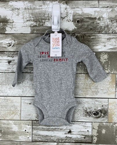 Body Just One You Carter's Baby LOVE MY FAMILY manica lunga grigio erica nuovo con scatola - Foto 2 di 3