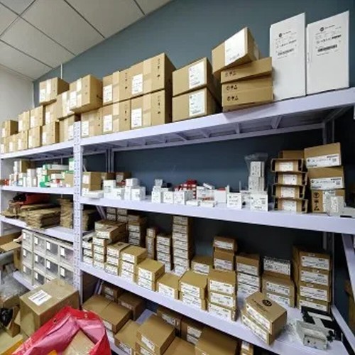 Allen Bradley 1762-IA8 brandneu Serie A hohe Qualität garantiert schneller Versand - Bild 5 von 5