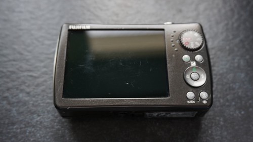 Fujifilm FinePix F200 EXR 12.0MP Digital Camera - Black - Picture 6 of 9