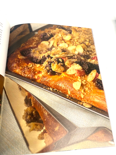 Nigella Lawson Lot of 2 Books Nigella Bites H/C Cooking Baking 2001 Free Postage - Picture 9 of 12