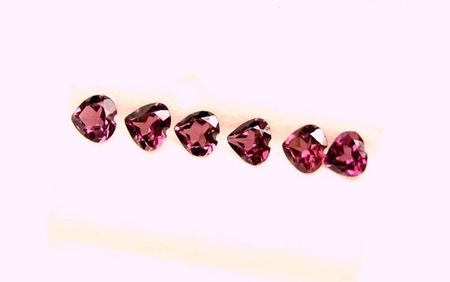 Natural Gem Heart Rhodolite Garnet 4.8-5.0x4.4-5 MM 7.60 Cts Tol, 17 Pcs - Picture 4 of 12